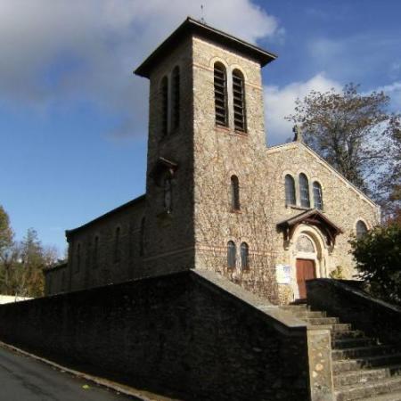 Eglise clairefontaine facade